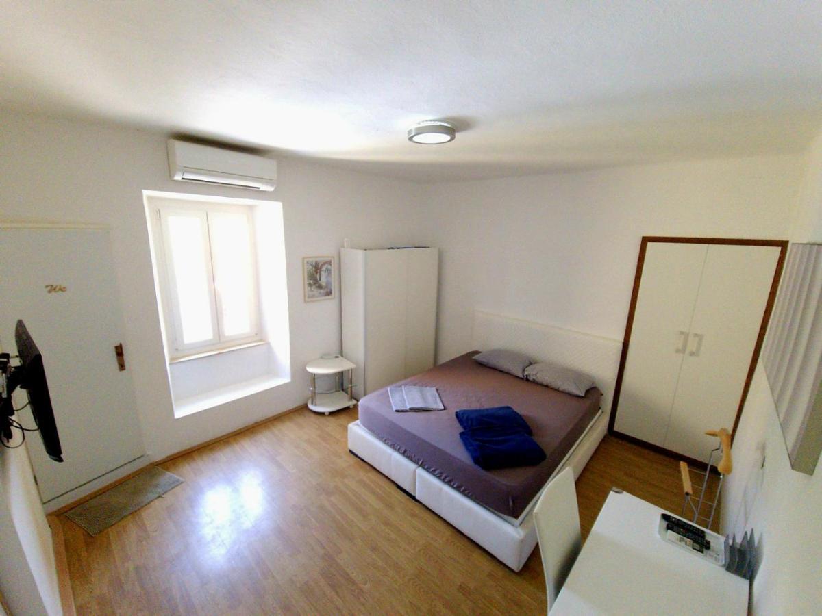 Apartments Eis Baška Dış mekan fotoğraf